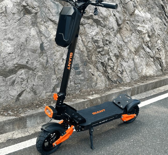 Електросамокат GIANT Blade GT 48V 18Ah 1600W (2025) | З сидінням