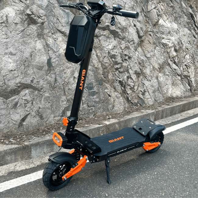 Електросамокат GIANT Blade GT 48V 18Ah 1600W (2025) | З сидінням