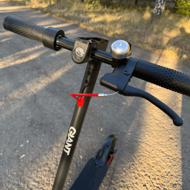 Електросамокат GIANT U9 Ultra S 12.4/13Ah 600W - Зображення 3