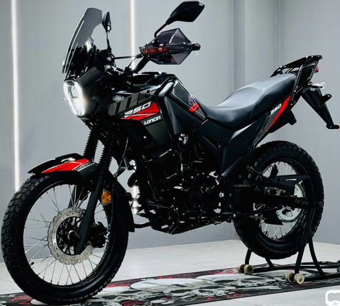 Мотоцикл LONCIN LX250-GY-5