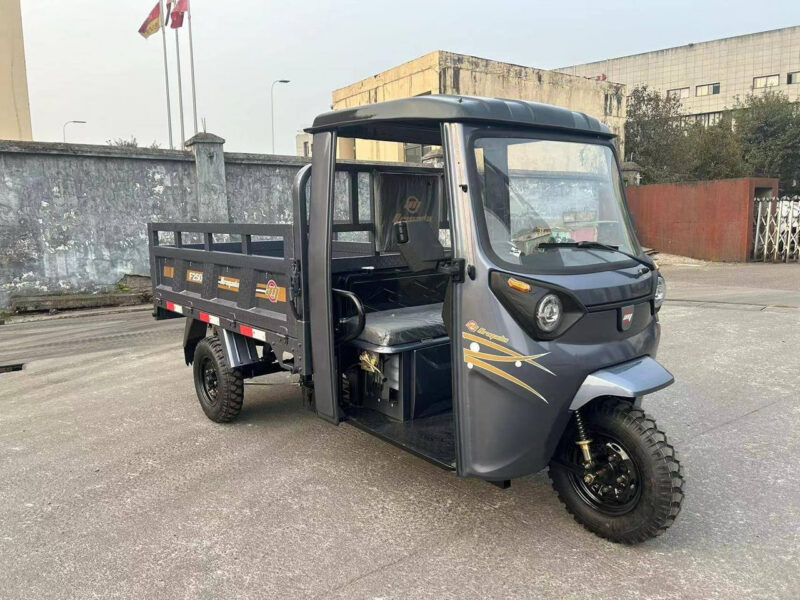 Трицикл бензиновий Armada F250cm3